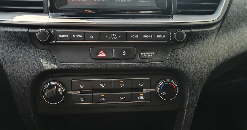 Kia Ceed cena 58000 przebieg: 113800, rok produkcji 2019 z Bytów małe 529